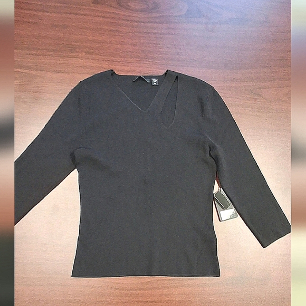 Hollow out top